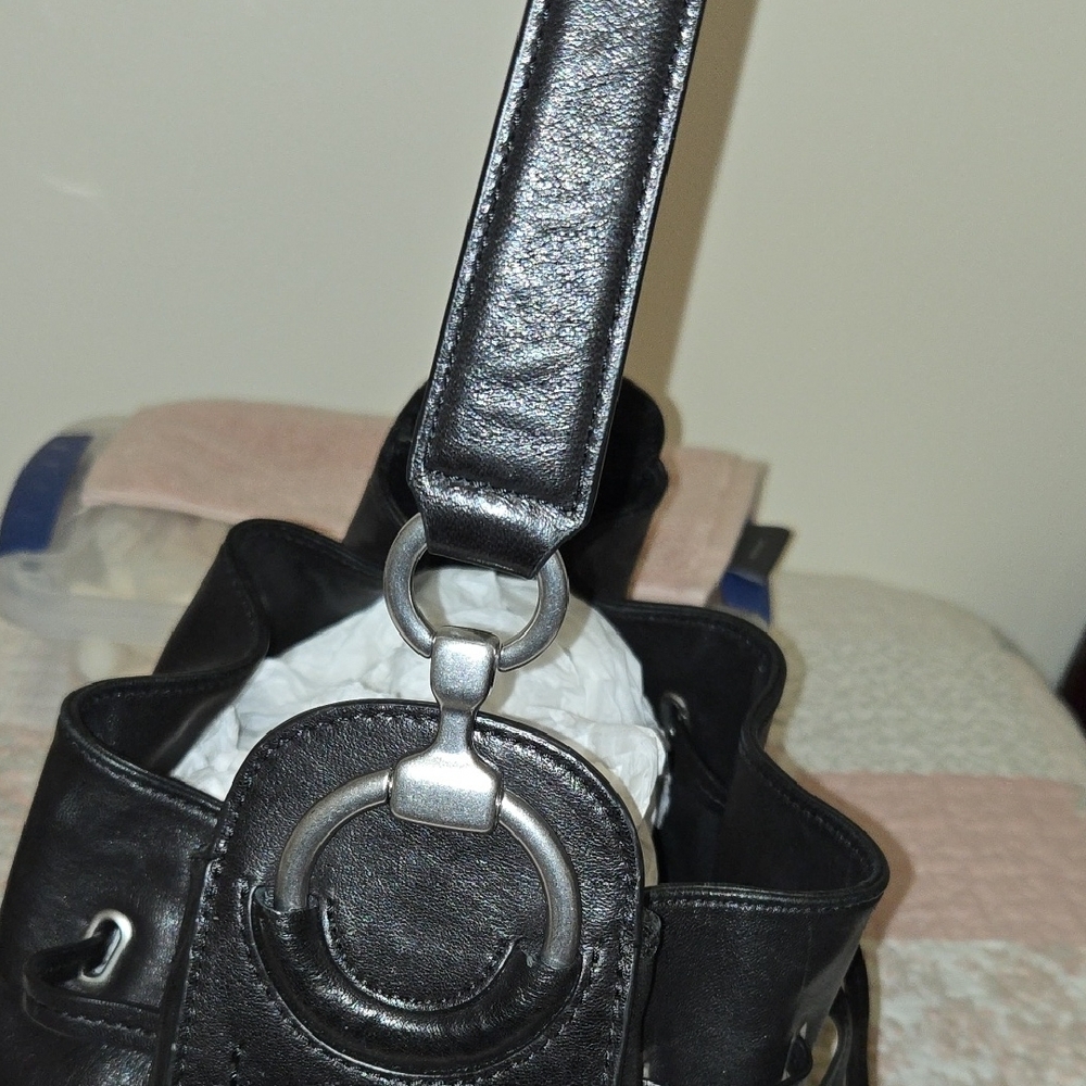 Frye Black Leather Shoulder Bag EUC - Picture 6 of 16